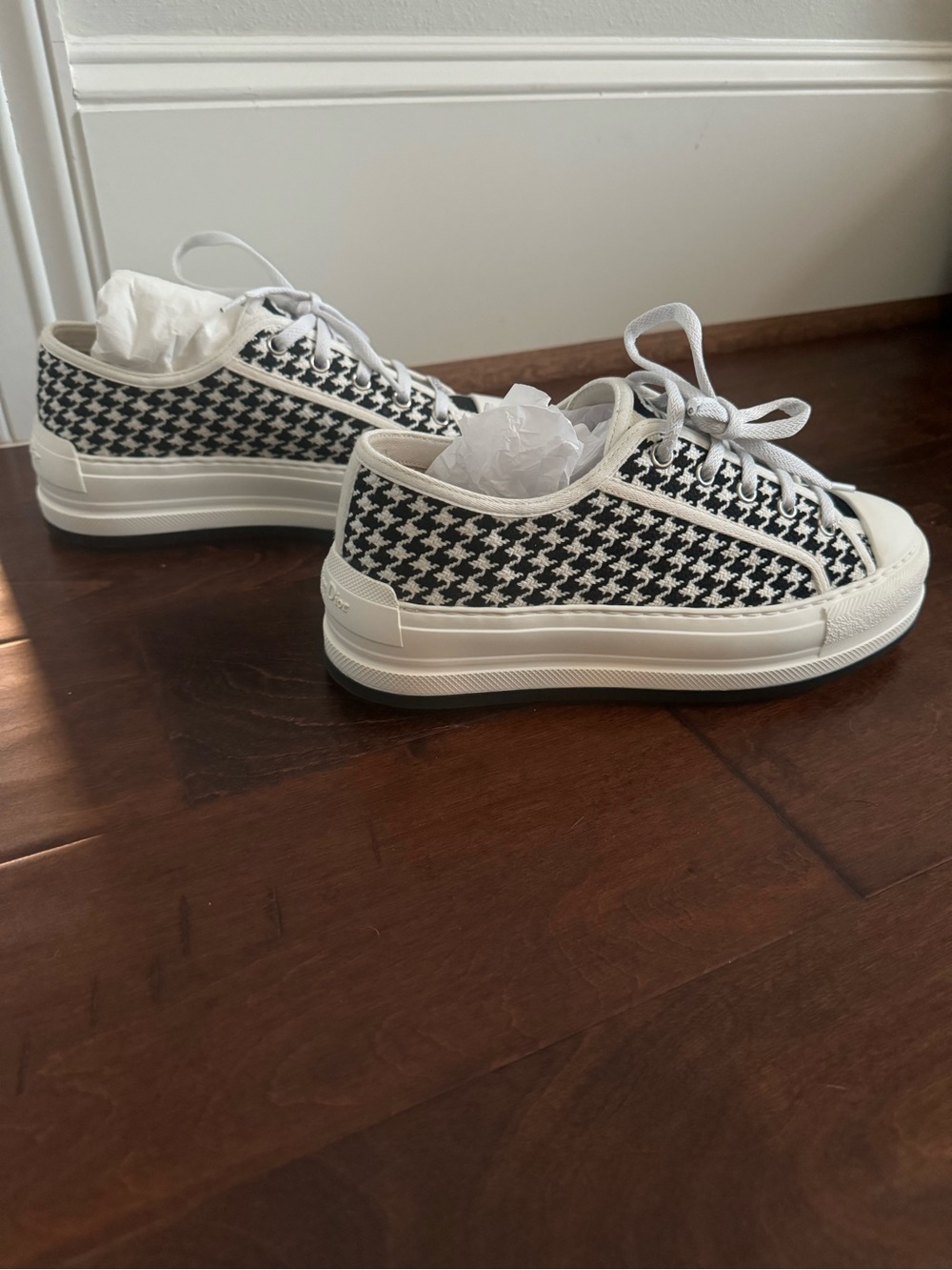 Dior Black & White Houndstooth Low-Top Canvas Sneaker- 36.5 - Picture 3 of 9